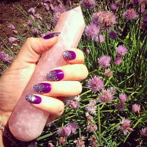 Rose Quartz Point Wand From Brazil and Chive Flowers 💎🌿💐