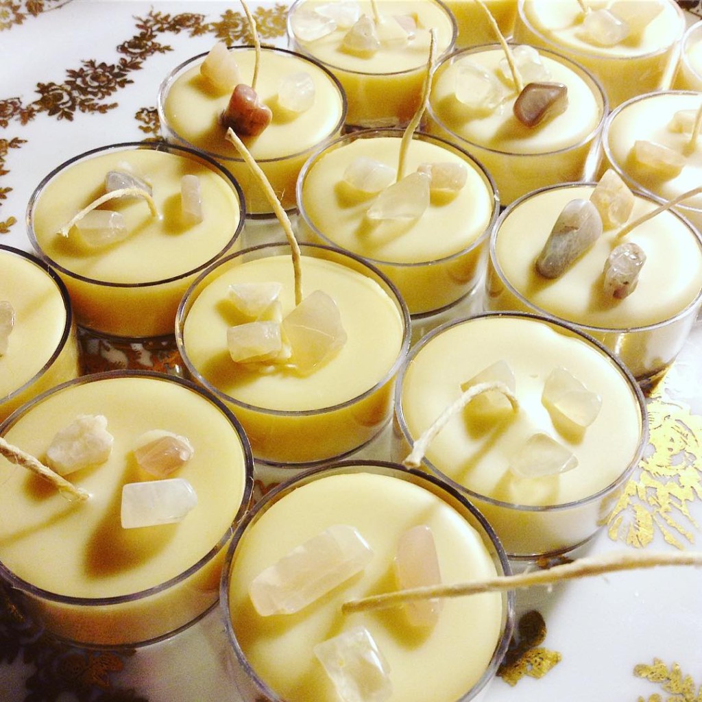 another batch that flew away - COCONUT GRACE Beeswax Moonstone Hempwicj Candles